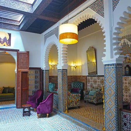 Dar Fama Bed & Breakfast เทโทอัน ภายนอก รูปภาพ