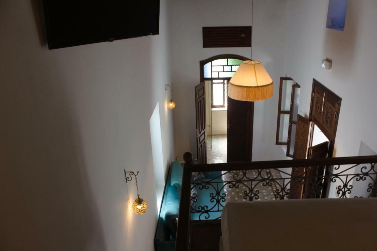 Dar Fama Bed & Breakfast เทโทอัน ภายนอก รูปภาพ