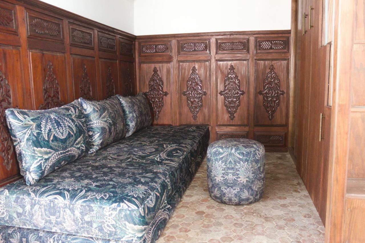 Dar Fama Bed & Breakfast เทโทอัน ภายนอก รูปภาพ