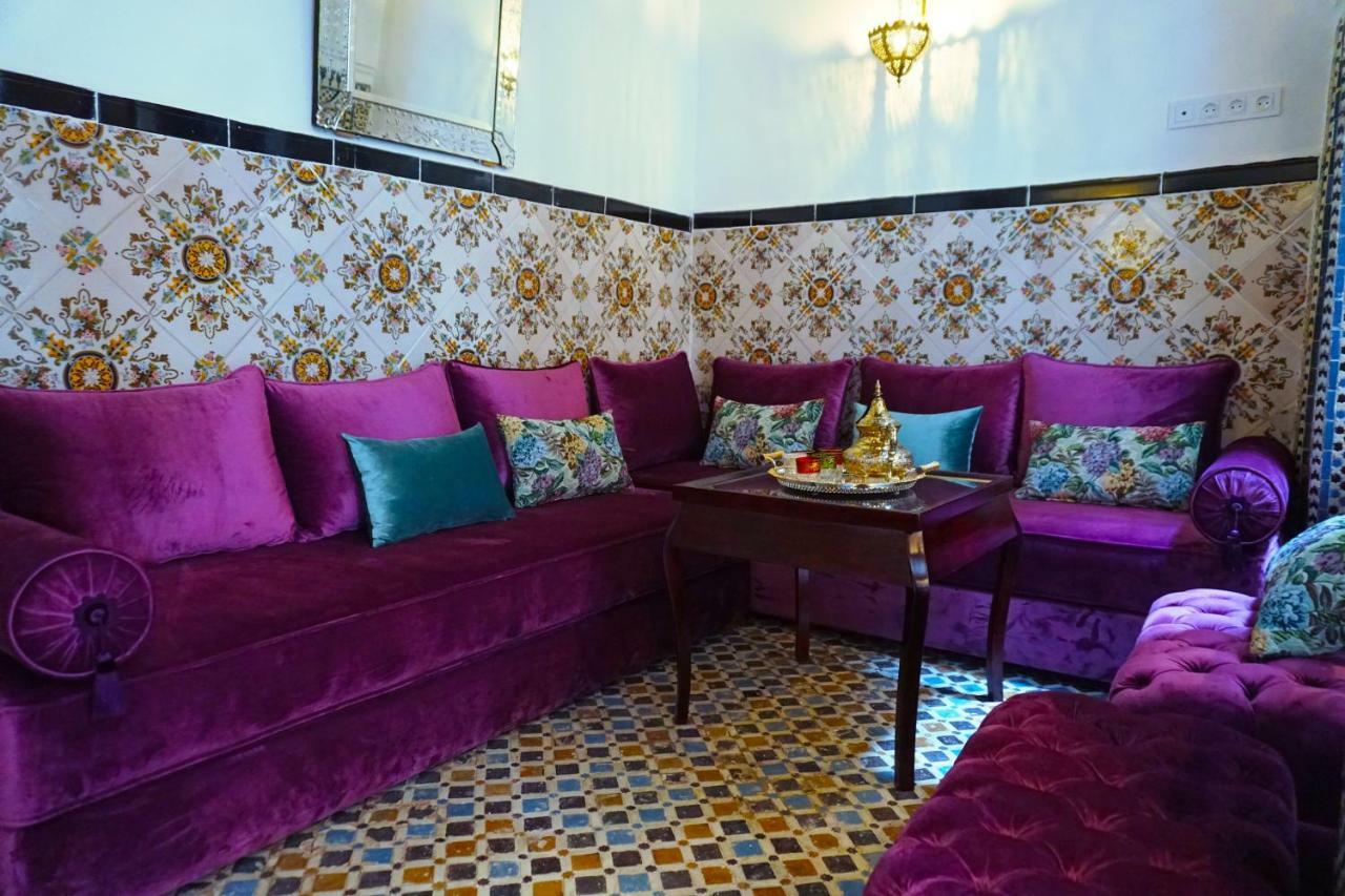Dar Fama Bed & Breakfast เทโทอัน ภายนอก รูปภาพ