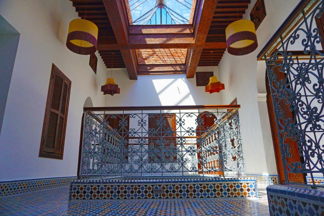 Dar Fama Bed & Breakfast เทโทอัน ภายนอก รูปภาพ