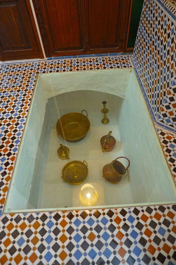 Dar Fama Bed & Breakfast เทโทอัน ภายนอก รูปภาพ