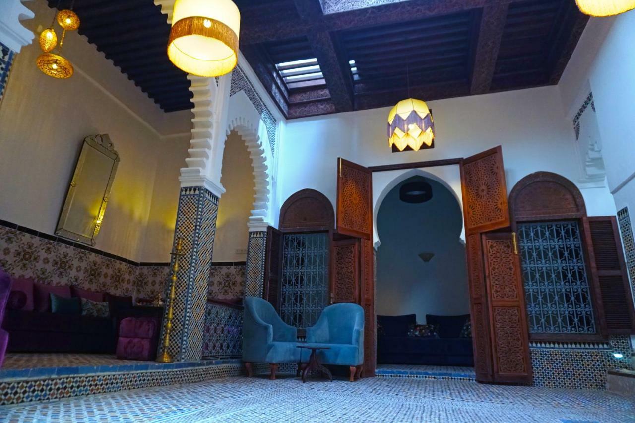 Dar Fama Bed & Breakfast เทโทอัน ภายนอก รูปภาพ