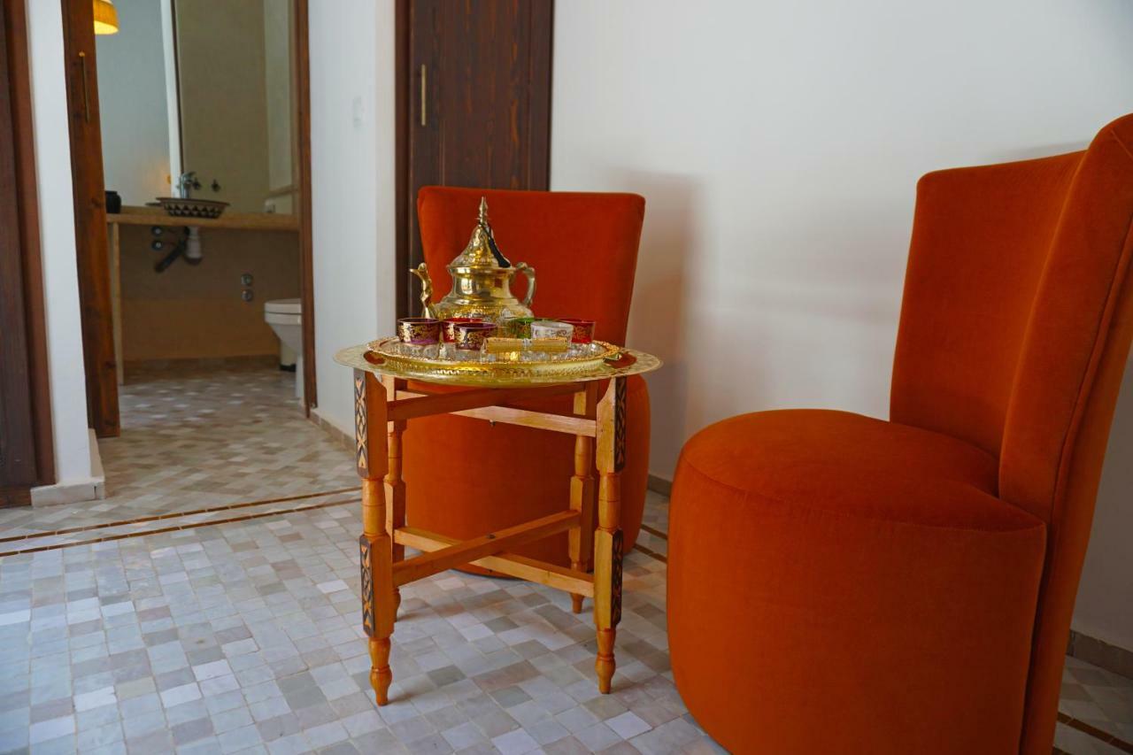 Dar Fama Bed & Breakfast เทโทอัน ภายนอก รูปภาพ